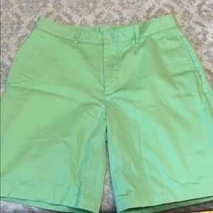 Men’s Vineyard Vines club shorts